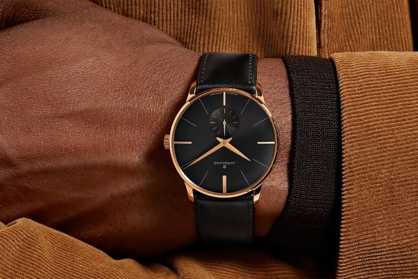 best-dress-watches-luxe-digital@2x-1.jpg